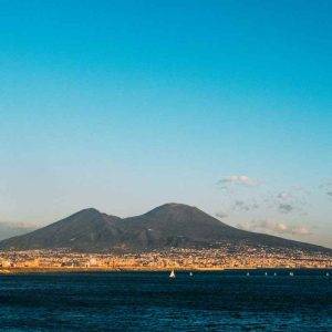 Deposito bagagli Napoli Centrale: come organizzare una sosta senza perdere tempo 4 Deposito bagagli Napoli Centrale: come organizzare una sosta senza perdere tempo 3